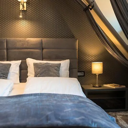 New Lux Apart Otel 4*