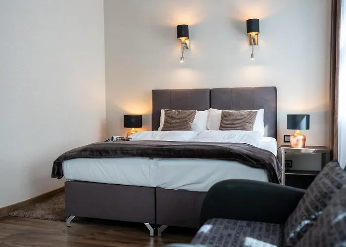New Lux 4* Wrocław