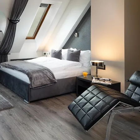 New Lux Apartahotel Breslavia