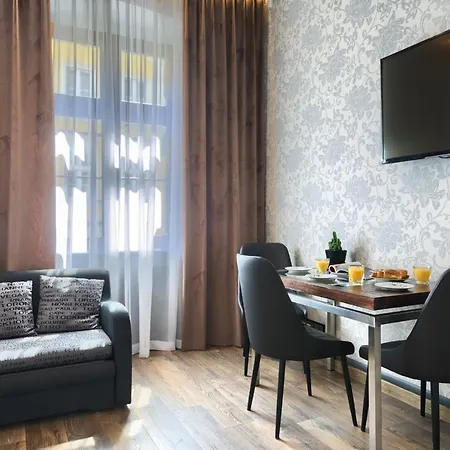 Apartahotel New Lux 4*