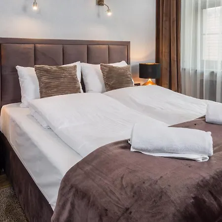 New Lux Apartahotel 4*