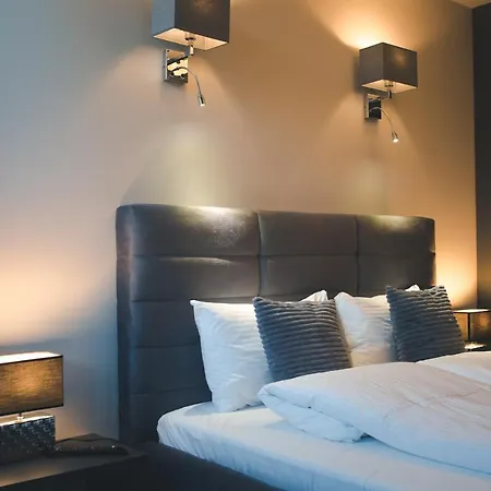New Lux Apartahotel 4*