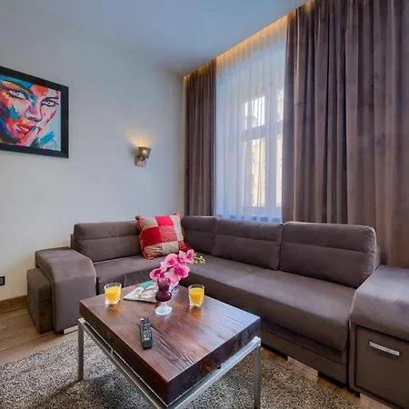 Lejlighedshotel New Lux 4*