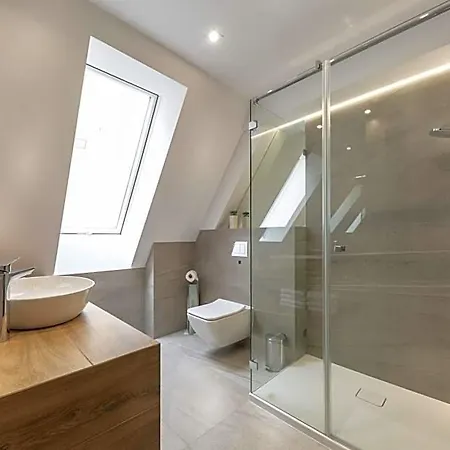 New Lux Aparthotel Wroclaw