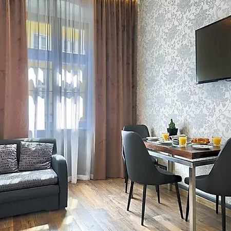 Aparthotel New Lux