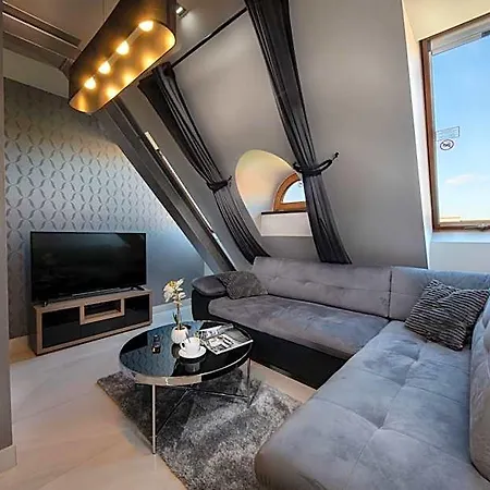 Aparthotel New Lux Wroclaw