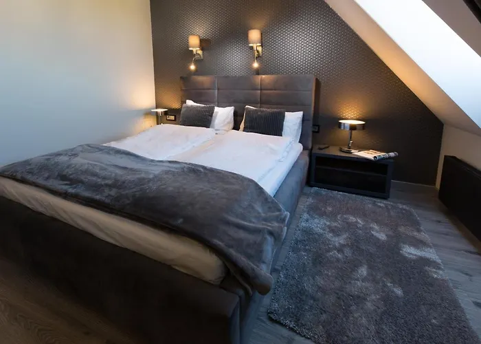 New Lux Apart Otel 4*