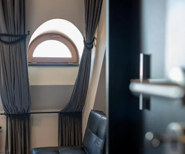 Apart Otel New Lux Wroclaw